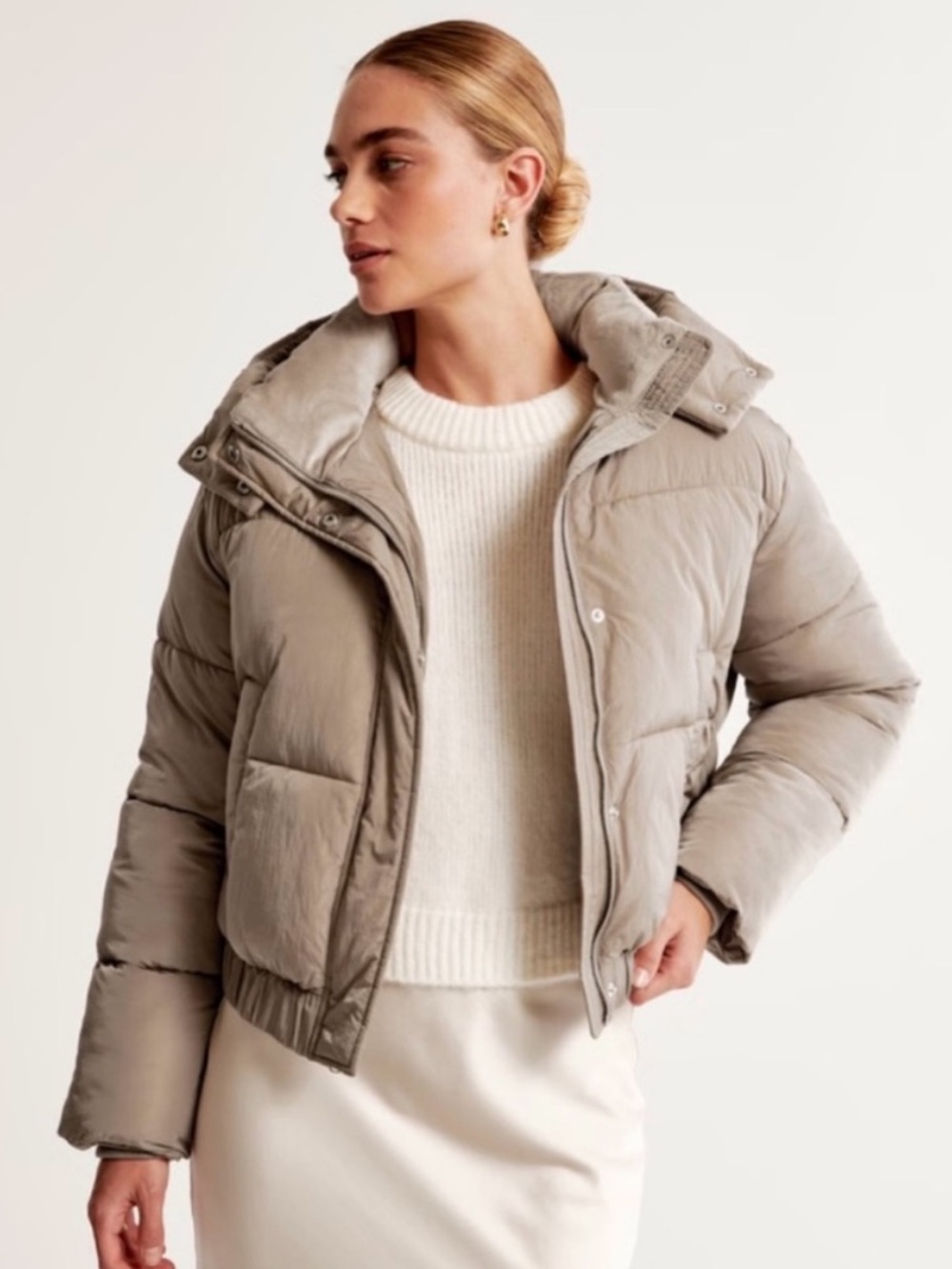 Abercrombie and Fitch Ultra Puffer, size M, in taupe